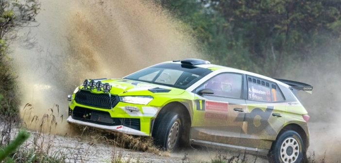 La nuova Fabia RS Rally2 surfa sulla terra del Lausitz Rallye