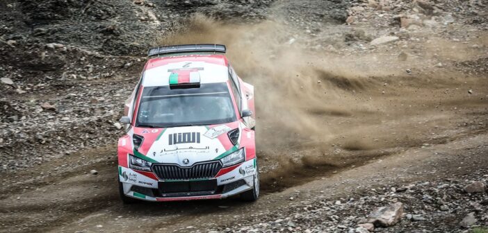 La Skoda Fabia Rally2 Evo di Al Rawahi sulle strade di casa.