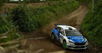 Loeb in azione sulla Fabia RS Rally2 sulle stage delle Azzorre.