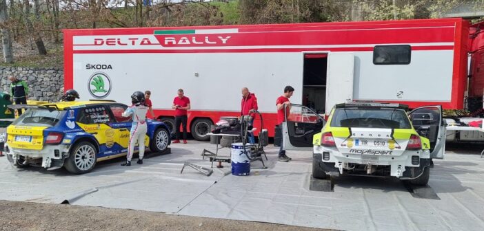 Il truck Delta Rally e le due vetture ai test odierni ..