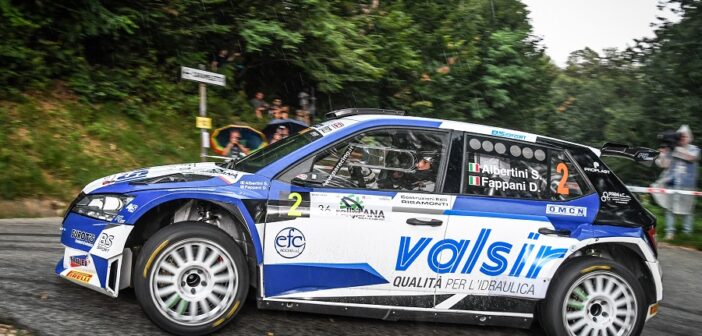 Stefano Albertini impone il suo passo sulle speciali del rally Lana