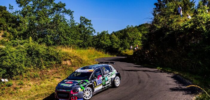 La Citroen C3 di Camilli spinge sulle strade del Rouergue.