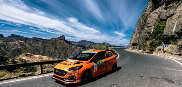 La Fiesta Rally3 Evo di Armstrong sulle strade delle Canarie.