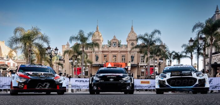 Le Rally1 in posa davanti al casinò di Montecarlo