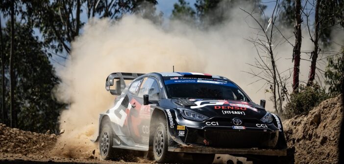 La Yaris di Ogier prende il timone sulla terra del Portogallo