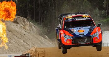 Dani Sordo all'ingresso nell'arena finale dello Shake