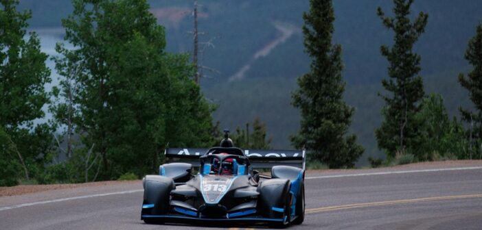 La Wolf di Merli sul tracciato della Pikes Peak