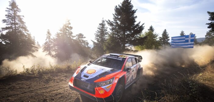 La Hyundai di Tanak vola verso l'Acropolis