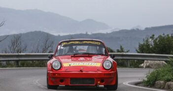 La Porsche 911 RS Carrera di Lombardo sulle strade dell'Elba