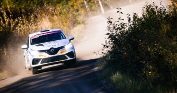 La Clio Rally4 della TGS di Valentino Ledda in azione