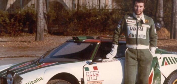 Un giovane Pregliasco al fianco della sua Lancia Stratos