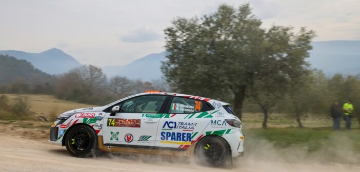 La Clio Rally5 di Nerobutto vola sulle speciali dell'Umbria